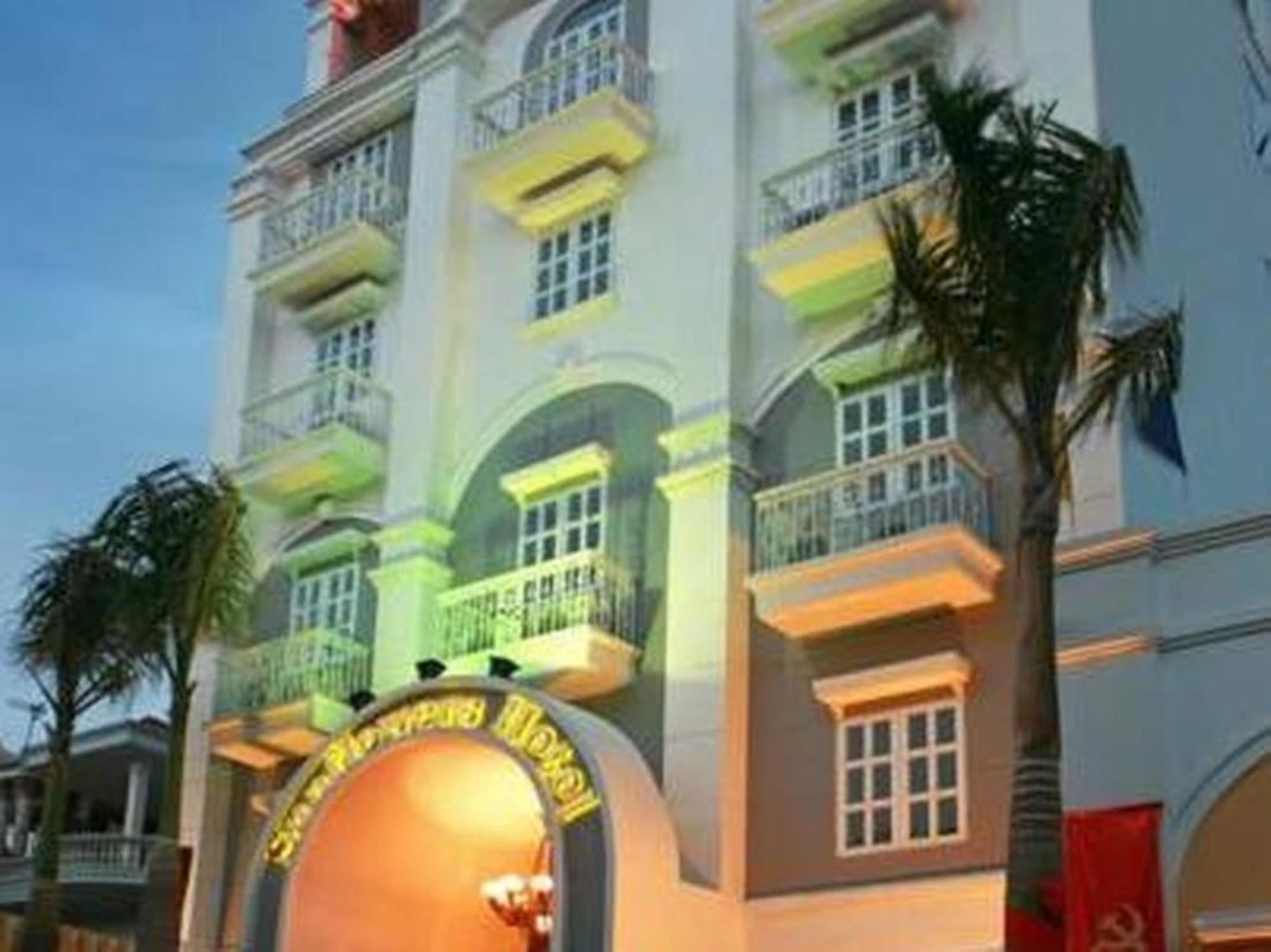 Sunflowers Hotel Airport Ho Chi Minh City Exterior photo